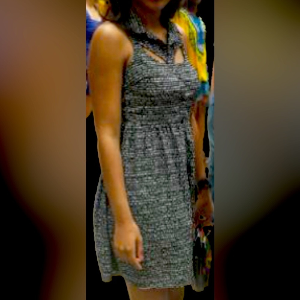 Black and white mini dress with collar. Great condition. Size S